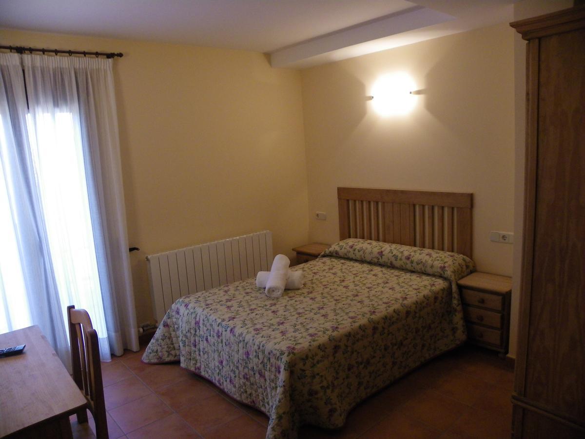 Hostal La Vega Peralejos ภายนอก รูปภาพ