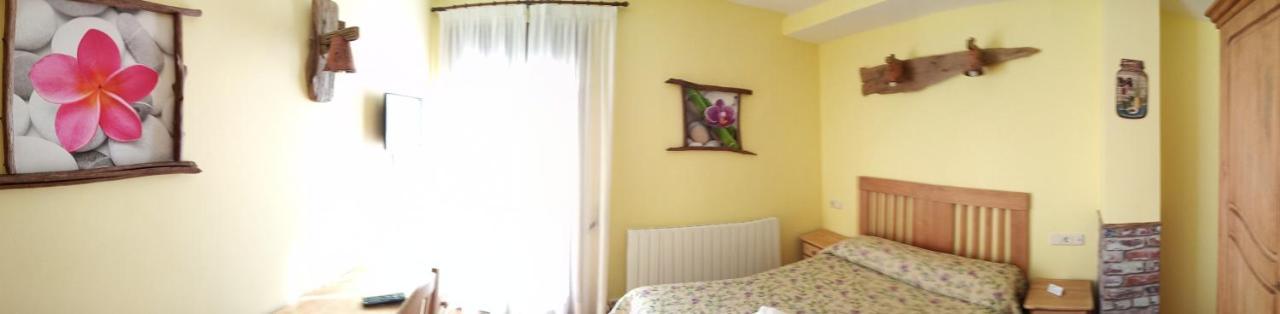 Hostal La Vega Peralejos ภายนอก รูปภาพ